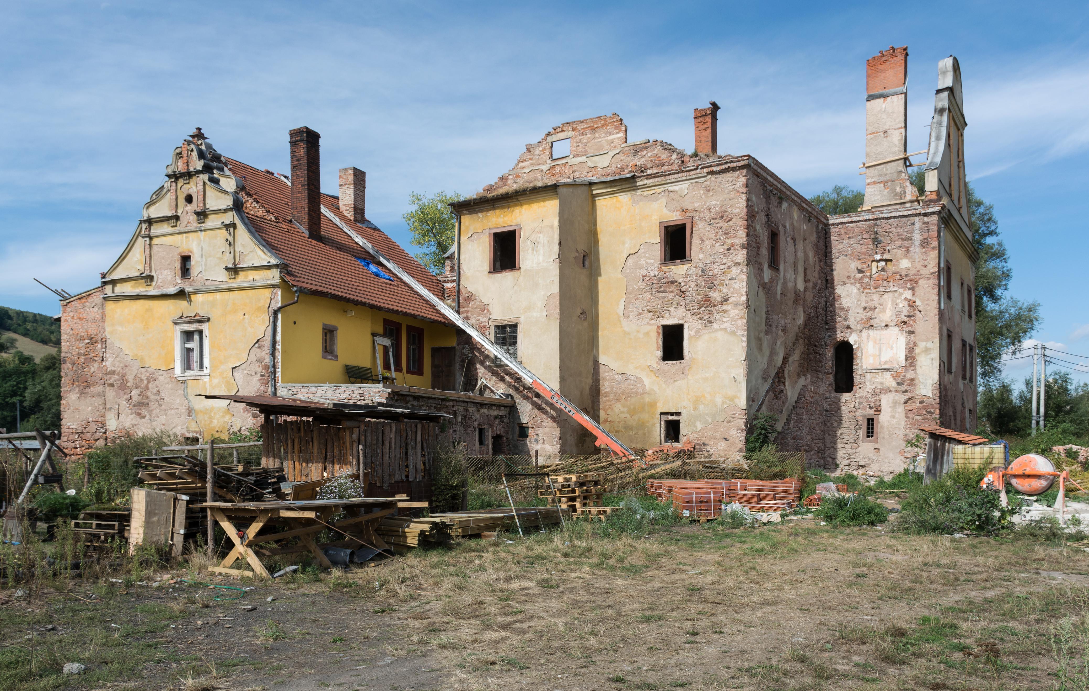 Zamek Kapitanowo w Ścinawce Średniej